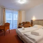Rentplanet - Okrzei 아파트 스클라르스카포렘바