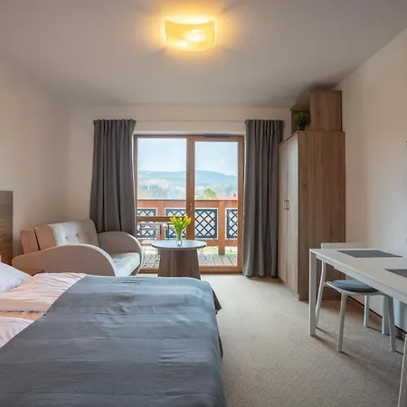 Rentplanet - Okrzei Apartament